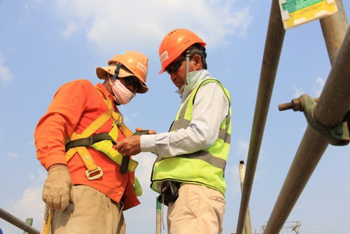 Yêu cầu bảo đảm an toàn lao động dịp Tết Ất mùi 2015 ảnh 1